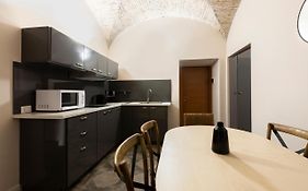 Sonder at Via Nazionale